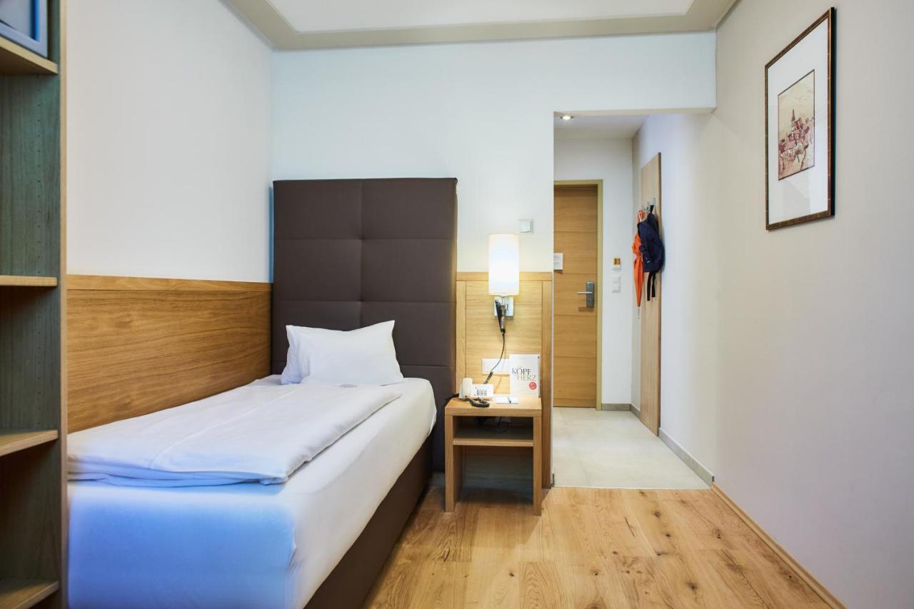 Landhotel Wachau エンマースドルフ・アン・デア・ドナウ エクステリア 写真