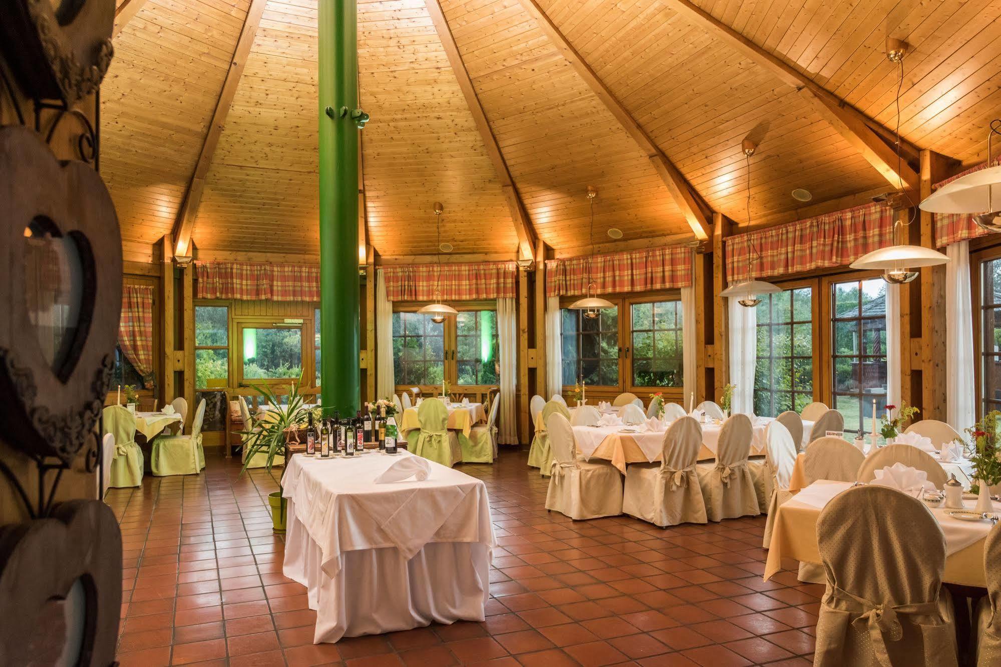 Landhotel Wachau エンマースドルフ・アン・デア・ドナウ エクステリア 写真